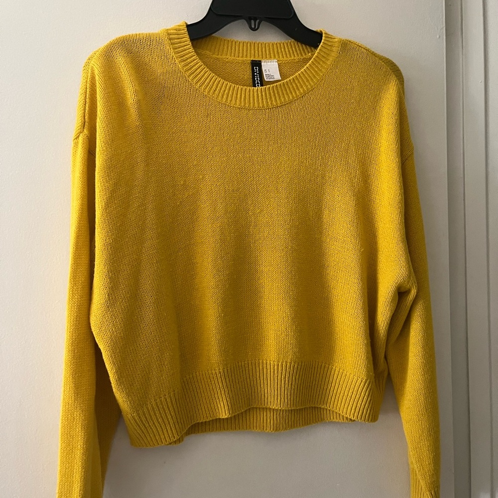 Forever 21 sweater